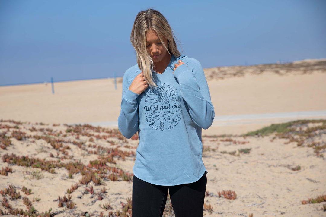 Lightweight Wild Sea Hoodie